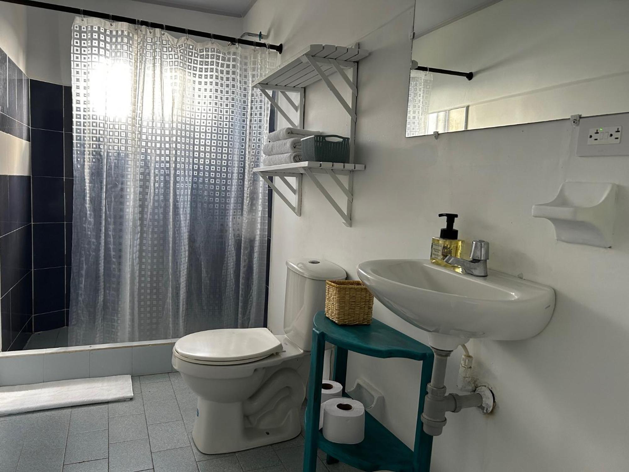 Hotel Miss Francias Home Santa Catalina Island Экстерьер фото