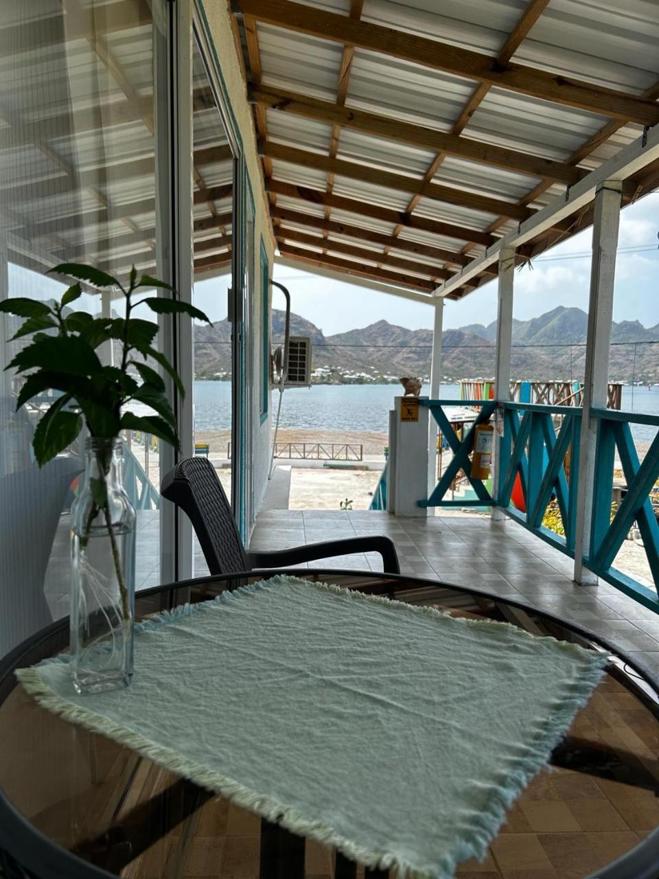 Hotel Miss Francias Home Santa Catalina Island Экстерьер фото