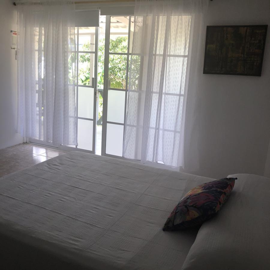 Hotel Miss Francias Home Santa Catalina Island Экстерьер фото