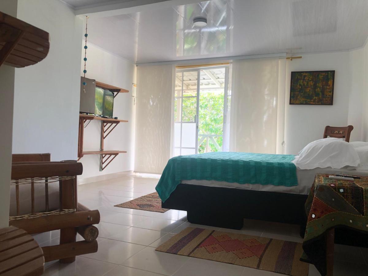 Hotel Miss Francias Home Santa Catalina Island Экстерьер фото